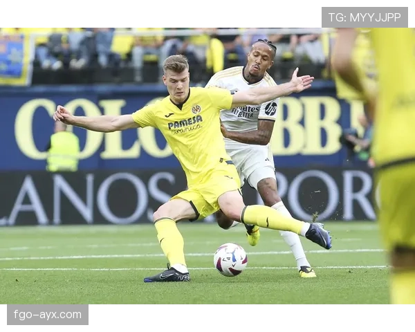 黄潜状态回暖再创佳绩，西甲赛季中期战报揭示球队光明前景